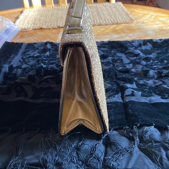 Vintage gold handbag - Picture 2 of 10